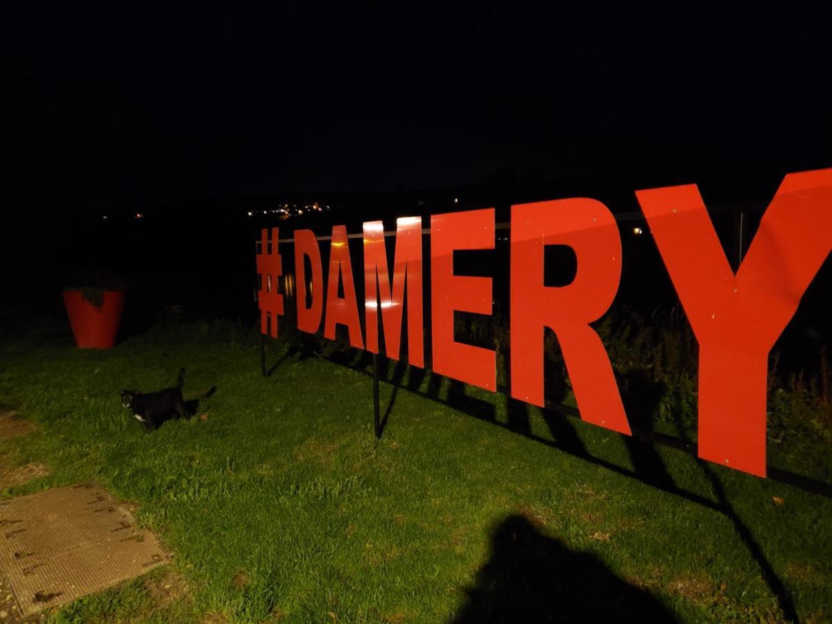 Gite Comme A La Maison Damery  Экстерьер фото